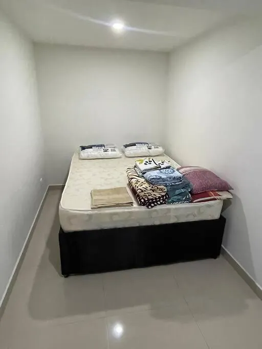 Lugar Acogedor Y Muy Central En Medellin Apartment