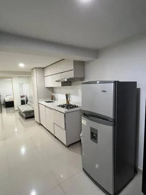 Lugar Acogedor Y Muy Central En Medellin location